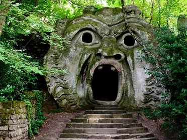 博马尔佐怪物公园（意大利）